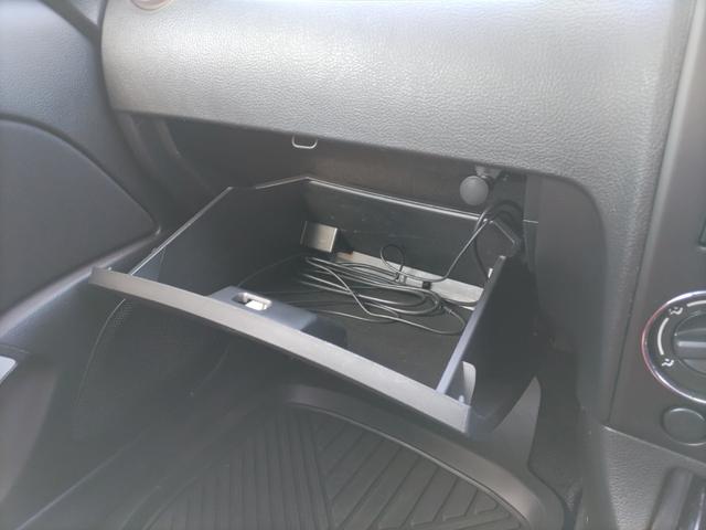 �O���[�u�{�b�N�X