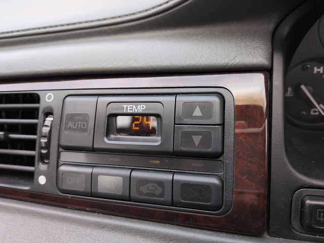 �I�[�g�G�A�R��