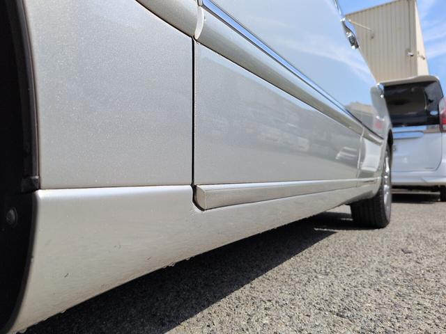 �����T�C�h�p�l��