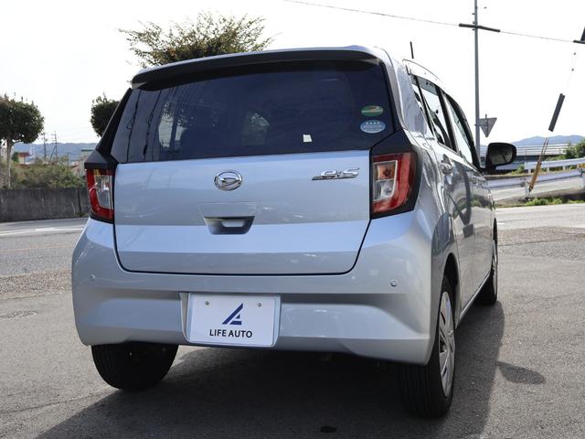 ミライース X SAIII ・スマートアシストIII・衝突回避支援ブレーキ・オートハイビーム・誤発進抑制機能・車線逸脱警報・コーナーセンサー・アイドリングストップ・LEDヘッドライト・キーレス・フロアマット・バイザー・エアコン(6枚目)