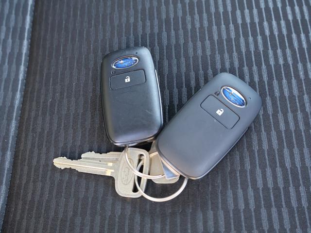 サンバートラック グランドキャブスマートアシスト ・ユーザー買取車・ワンオーナー・スマートアシスト・ハイルーフ・三方開・LEDオートヘッドライト・フォグ・コーナーセンサー・アイドリングストップ・荷台灯・電格ミラー・プッシュスタート・スマートキー2個(43枚目)