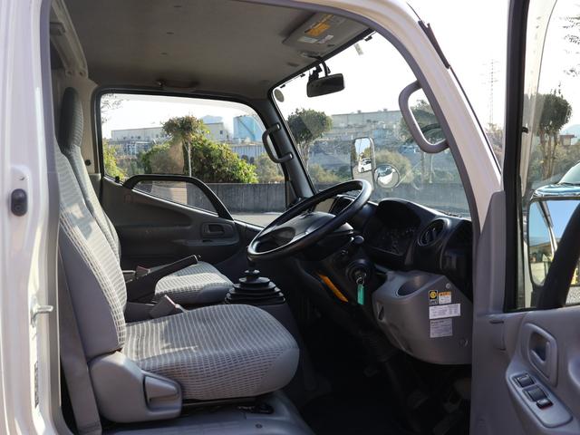 トヨエース Wキャブロングジャストロー ・ユーザー買取車・5速ミッション・ディーゼル・社外メモリーナビ・フルセグTV・後輪ダブルタイヤ・HIDヘッドライト・フォグ・BT・コムテックドラレコ・エアコン・パワステ・エアバッグ・取説保証書(3枚目)