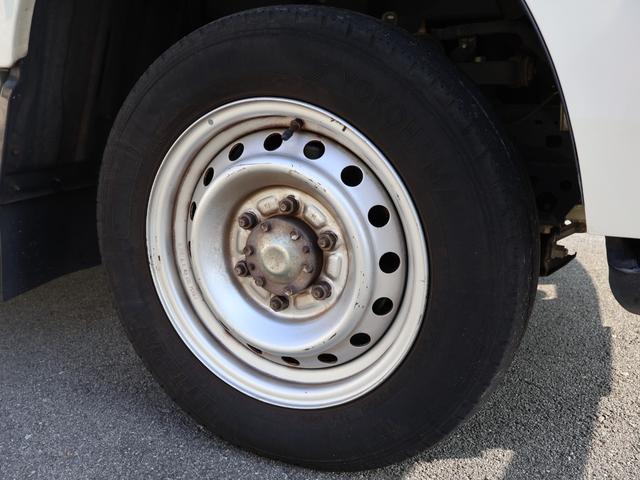 トヨエース Wキャブロングジャストロー ・ユーザー買取車・5速ミッション・ディーゼル・社外メモリーナビ・フルセグTV・後輪ダブルタイヤ・HIDヘッドライト・フォグ・BT・コムテックドラレコ・エアコン・パワステ・エアバッグ・取説保証書(12枚目)