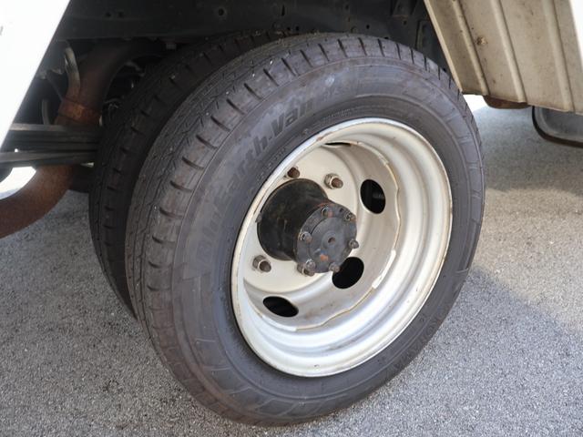 トヨエース Wキャブロングジャストロー ・ユーザー買取車・5速ミッション・ディーゼル・社外メモリーナビ・フルセグTV・後輪ダブルタイヤ・HIDヘッドライト・フォグ・BT・コムテックドラレコ・エアコン・パワステ・エアバッグ・取説保証書(28枚目)