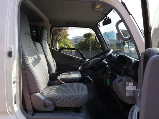 トヨエース Wキャブロングジャストロー ・ユーザー買取車・5速ミッション・ディーゼル・社外メモリーナビ・フルセグTV・後輪ダブルタイヤ・HIDヘッドライト・フォグ・BT・コムテックドラレコ・エアコン・パワステ・エアバッグ・取説保証書(49枚目)