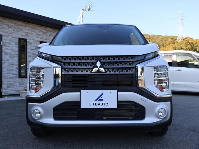 ★ステアリングスイッチ★コーナーセンサー★Ｂｌｕｅｔｏｏｔｈ★ＤＶＤ★アイドリングストップ★ドアミラーウインカー★プッシュスタート★保証書有り