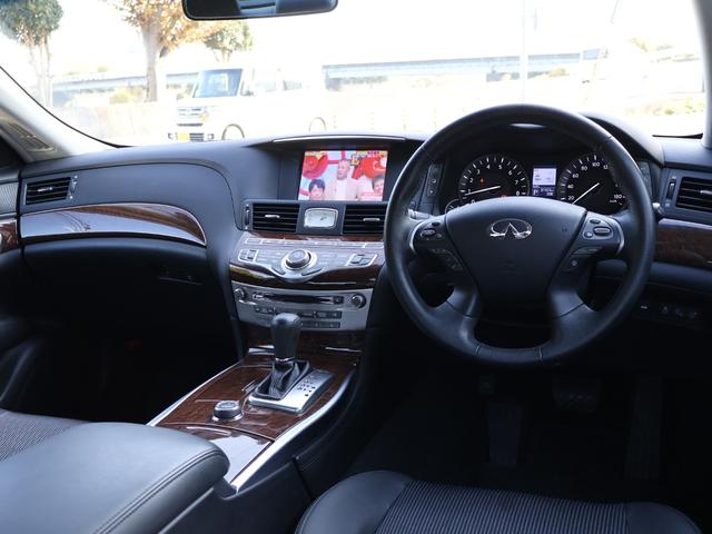 フーガ 250GT ・エマージェンシーブレーキ・純正HDDナビ・フルセグ・アラウンドビューモニター・Bカメラ・ハーフレザー・LED・純正18AW・クルコン・コーナーセンサー・ETC・BSM・LDW・ドラレコ・AFS(3枚目)