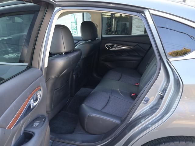 フーガ 250GT ・エマージェンシーブレーキ・純正HDDナビ・フルセグ・アラウンドビューモニター・Bカメラ・ハーフレザー・LED・純正18AW・クルコン・コーナーセンサー・ETC・BSM・LDW・ドラレコ・AFS(17枚目)