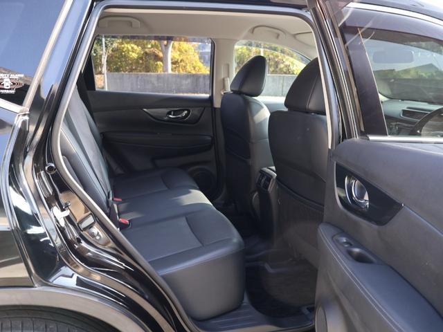 エクストレイル 20X ハイブリッド エマージェンシーブレーキP ・4WD・ワンオーナー車・エマージェンシーブレーキ・純正メーカーナビ・フルセグ・アラウンドビュー・バックカメラ・LEDライト・純正17AW・ETC・シートヒーター・クルコン・BSW・コーナーセンサー(7枚目)