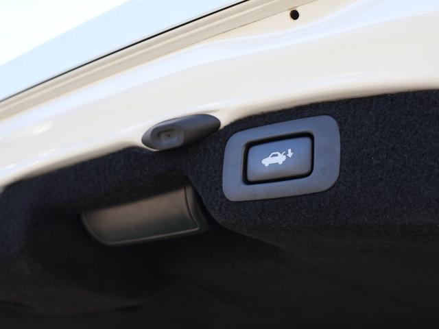 ＬＳ ＬＳ４６０　・レクサスプレミアムサウンドシステム・純正ナビ・フルセグＴＶ・バックカメラ・三眼ＬＥＤライト・フォグ・社外２０ＡＷ・ＥＴＣ・ステアリングヒーター・クリアランスソナー・エンジンスターター・クルコン（39枚目）