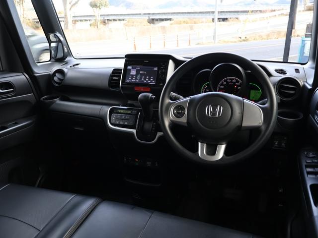 Ｎ－ＢＯＸ Ｇ　ＳＳパッケージ　・あんしんパッケージ・純正ディスプレイオーディオ・ワンセグ・バックカメラ・両側パワースライド・ＨＩＤオートライト・ＥＴＣ・シートヒーター・オートリトラミラー・シートカバー・ＢＴ・前後ドラレコ・ＣＴＢＡ（3枚目）