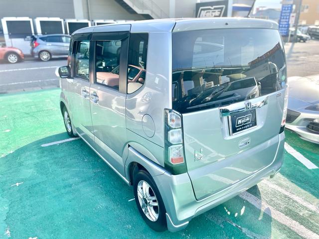 Ｇ・Ｌパッケージ　禁煙車　バックカメラ　キーレスエントリー　運転席・助手席Ｗエアバッグ　両側スライドドア　ＤＶＤビデオ再生　テレビ　機能付カーナビ　ミュージックサーバー　ＳＤＨＣ　ＵＳＢ接続(22枚目)