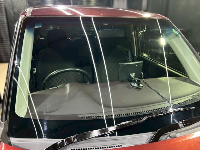 Ｎ－ＯＮＥ プレミアム・Ｌパッケージ　禁煙　ＣＤ　バックカメラ　Ｂｌｕｅｔｏｏｔｈ　ＨＩＤ　アイドリングストップ　キーレス　盗難防止システム（8枚目）
