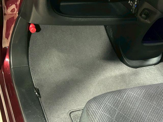 Ｎ－ＯＮＥ プレミアム・Ｌパッケージ　禁煙　ＣＤ　バックカメラ　Ｂｌｕｅｔｏｏｔｈ　ＨＩＤ　アイドリングストップ　キーレス　盗難防止システム（49枚目）