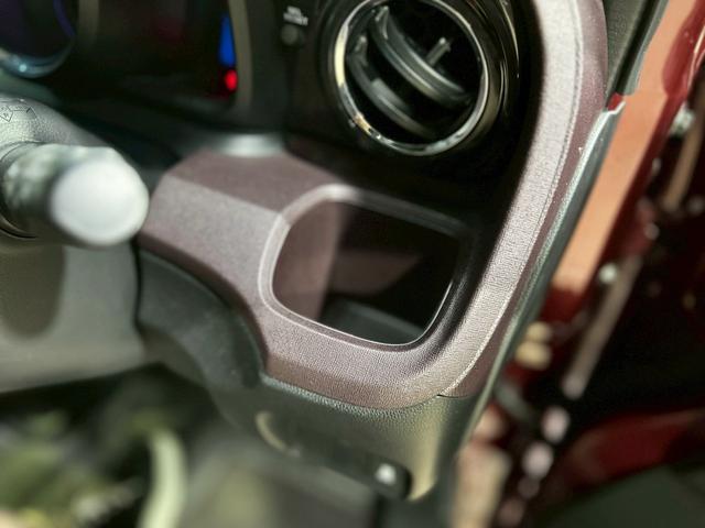 Ｎ－ＯＮＥ プレミアム・Ｌパッケージ　禁煙　ＣＤ　バックカメラ　Ｂｌｕｅｔｏｏｔｈ　ＨＩＤ　アイドリングストップ　キーレス　盗難防止システム（59枚目）