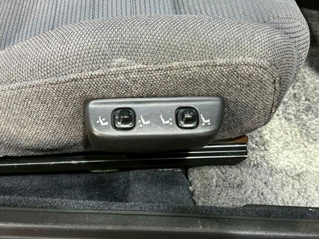 フェアレディＺ ３００ＺＸ　Ｔバールーフ　禁煙　タイベル交換　エアコン修理済み（31枚目）