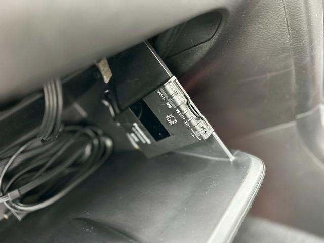 スイフトスポーツ ベースグレード 6MT 禁煙 HID ナビ TV バックカメラ ETC(6枚目)