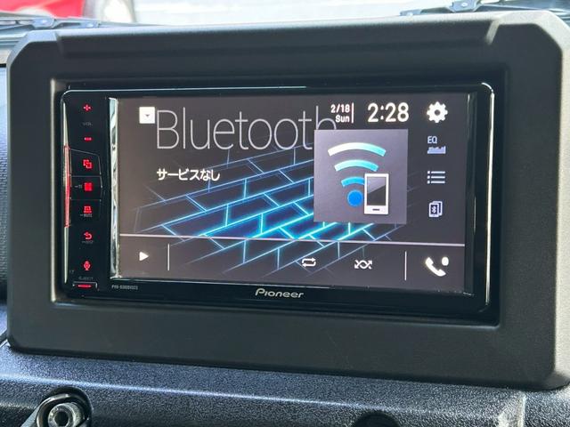 ジムニー XC リフトアップ 社外前後バンパー LEDヘッド 衝突軽減 ディスプレイオーディオ 禁煙 シ-トヒ-タ- フルフラット 衝突安全ボディ フルタイム4WD 横滑防止 パワーウィンド オートマチックハイビーム(5枚目)