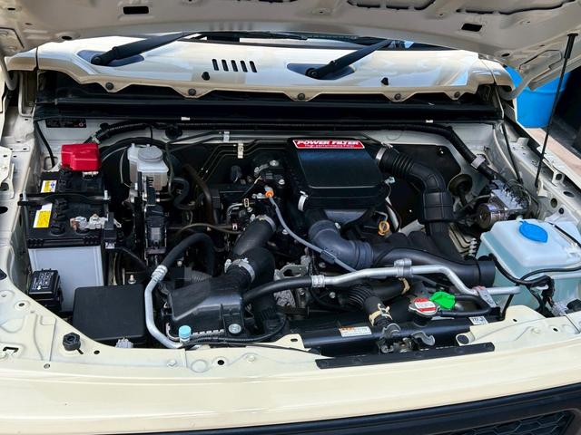 ジムニー XC リフトアップ 社外前後バンパー LEDヘッド 衝突軽減 ディスプレイオーディオ 禁煙 シ-トヒ-タ- フルフラット 衝突安全ボディ フルタイム4WD 横滑防止 パワーウィンド オートマチックハイビーム(12枚目)