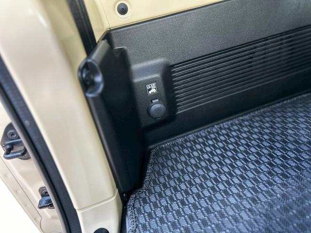 ジムニー XC リフトアップ 社外前後バンパー LEDヘッド 衝突軽減 ディスプレイオーディオ 禁煙 シ-トヒ-タ- フルフラット 衝突安全ボディ フルタイム4WD 横滑防止 パワーウィンド オートマチックハイビーム(40枚目)