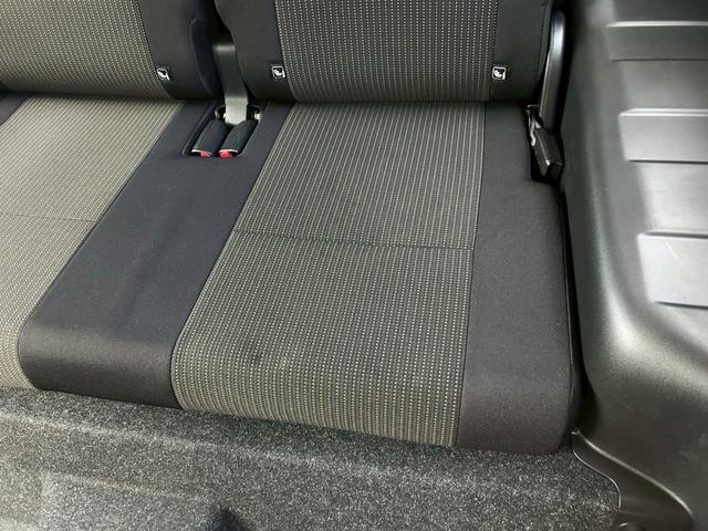 ジムニー XC リフトアップ 社外前後バンパー LEDヘッド 衝突軽減 ディスプレイオーディオ 禁煙 シ-トヒ-タ- フルフラット 衝突安全ボディ フルタイム4WD 横滑防止 パワーウィンド オートマチックハイビーム(42枚目)