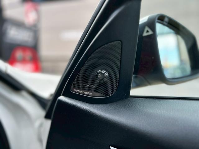 ３シリーズ ３２０ｄ　スポーツ　ハーマンカードン　赤革　サンルーフ　全周囲カメラ　衝突軽減　ＥＴＣ　ナビ　ＴＶ　電動シート　アクティブクルーズコントロール（3枚目）