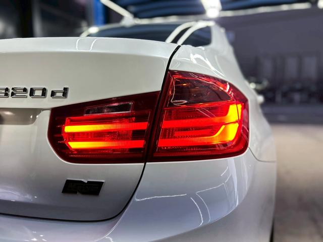 ３シリーズ ３２０ｄ　スポーツ　ハーマンカードン　赤革　サンルーフ　全周囲カメラ　衝突軽減　ＥＴＣ　ナビ　ＴＶ　電動シート　アクティブクルーズコントロール（27枚目）