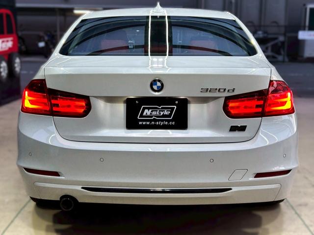 ３シリーズ ３２０ｄ　スポーツ　ハーマンカードン　赤革　サンルーフ　全周囲カメラ　衝突軽減　ＥＴＣ　ナビ　ＴＶ　電動シート　アクティブクルーズコントロール（29枚目）