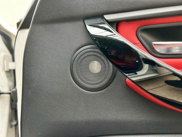 ３シリーズ ３２０ｄ　スポーツ　ハーマンカードン　赤革　サンルーフ　全周囲カメラ　衝突軽減　ＥＴＣ　ナビ　ＴＶ　電動シート　アクティブクルーズコントロール（35枚目）