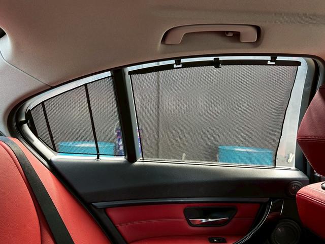 ３シリーズ ３２０ｄ　スポーツ　ハーマンカードン　赤革　サンルーフ　全周囲カメラ　衝突軽減　ＥＴＣ　ナビ　ＴＶ　電動シート　アクティブクルーズコントロール（41枚目）