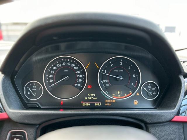 ３シリーズ ３２０ｄ　スポーツ　ハーマンカードン　赤革　サンルーフ　全周囲カメラ　衝突軽減　ＥＴＣ　ナビ　ＴＶ　電動シート　アクティブクルーズコントロール（59枚目）