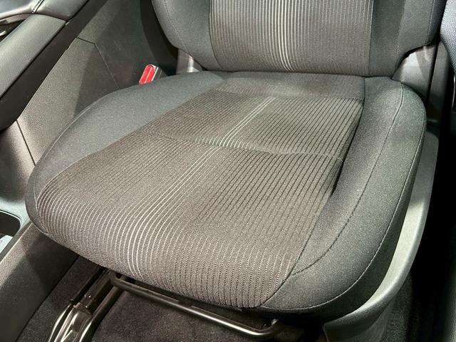 ノート Ｘ　プロパイロット　日産コネクトナビ　ＳＯＳ　全周囲カメラ　ＬＥＤ　デジタルインナーミラー　アダプティブヘッドライト　ＬＥＤフォグ　ＥＴＣ　ＢＳＷ　ＢＳＩ　ＲＣＴＡ　衝突被害軽減ブレ－キ　禁煙　ＵＳＢ接続（49枚目）