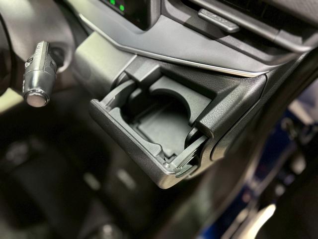 ノート Ｘ　プロパイロット　日産コネクトナビ　ＳＯＳ　全周囲カメラ　ＬＥＤ　デジタルインナーミラー　アダプティブヘッドライト　ＬＥＤフォグ　ＥＴＣ　ＢＳＷ　ＢＳＩ　ＲＣＴＡ　衝突被害軽減ブレ－キ　禁煙　ＵＳＢ接続（70枚目）