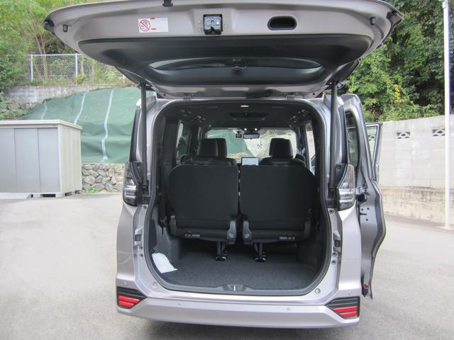 ヴォクシー S-Z ドライブレコーダー バックカメラ ナビ TV クリアランスソナー オートクルーズコントロール レーンアシスト 衝突被害軽減システム 両側電動スライドドア オートマチックハイビーム LEDヘッドランプ(17枚目)