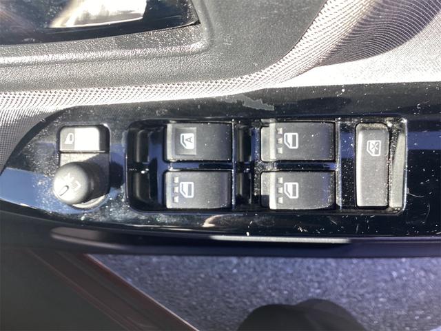 キャスト スタイルＸ　ＳＡＩＩ　４ＷＤ　ドライブレコーダー　ＥＴＣ　バックカメラ　ナビ　クリアランスソナー　衝突被害軽減システム　オートライト　スマートキー　アイドリングストップ　電動格納ミラー　シートヒーター　ベンチシート　ＣＶＴ（9枚目）