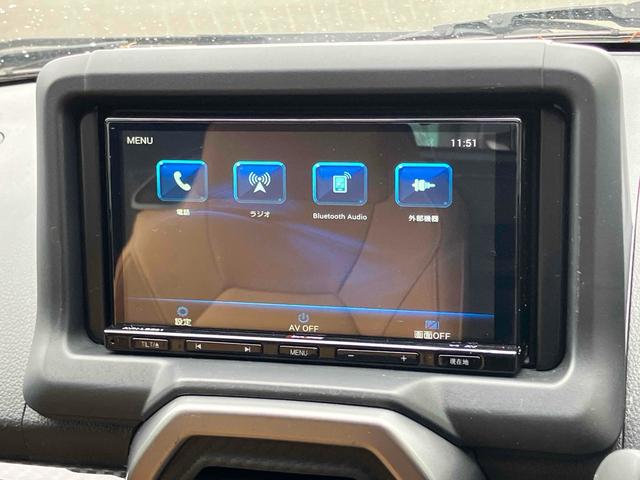 コペン ローブ　オープンカー　ＥＴＣ　バックカメラ　ナビ　オートライト　ＬＥＤヘッドランプ　ＭＴ　スマートキー　シートヒーター　アルミホイール　盗難防止システム　衝突安全ボディ　ＡＢＳ　ＥＳＣ　Ｂｌｕｅｔｏｏｔｈ（5枚目）