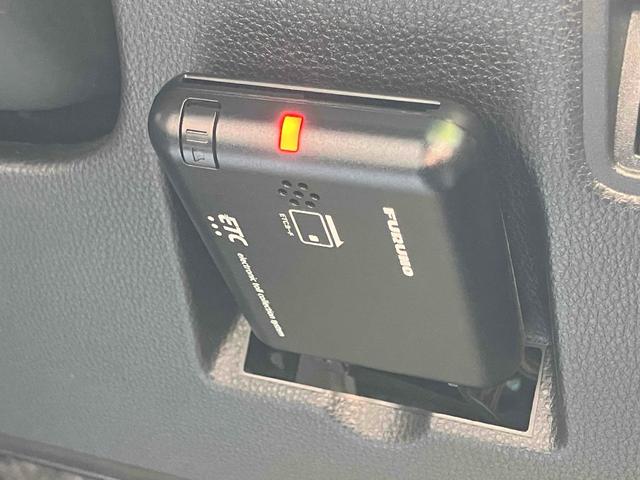 ヤリス Ｇ　ＥＴＣ　バックカメラ　ナビ　レーンアシスト　衝突被害軽減システム　オートマチックハイビーム　オートライト　スマートキー　電動格納ミラー　ＣＶＴ　レンタカーアップ　盗難防止システム　衝突安全ボディ（35枚目）