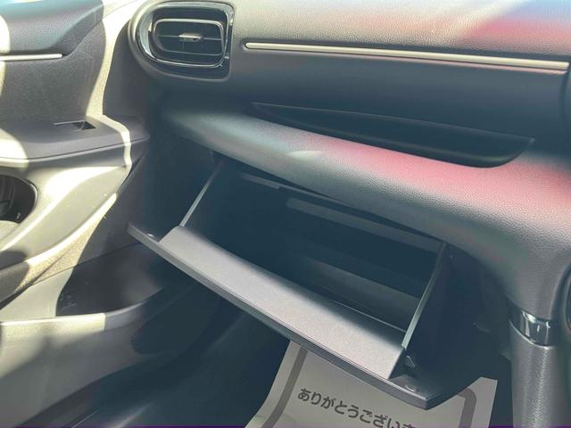 ヤリス Ｇ　ＥＴＣ　バックカメラ　ナビ　レーンアシスト　衝突被害軽減システム　オートマチックハイビーム　オートライト　スマートキー　電動格納ミラー　ＣＶＴ　レンタカーアップ　盗難防止システム　衝突安全ボディ（44枚目）