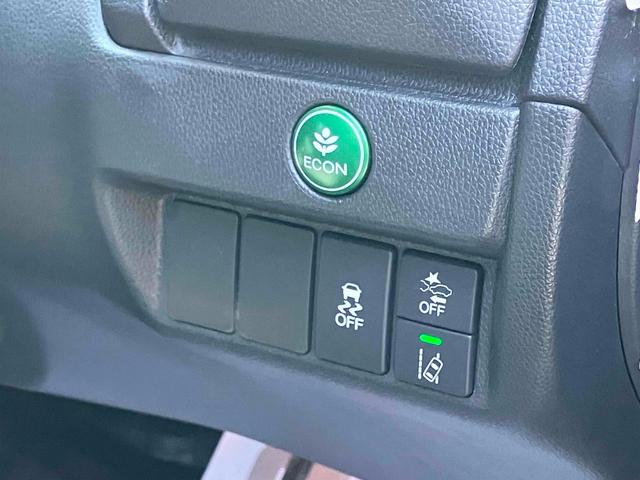 フィット １３Ｇ・モデューロスタイル　ホンダセンシング　ワンオーナー　禁煙車　ドライブレコーダー　ＥＴＣ　バックカメラ　ナビ　ＴＶ　オートクルーズコントロール　レーンアシスト　衝突被害軽減システム　アルミホイール　オートライト　ＬＥＤヘッドランプ（10枚目）