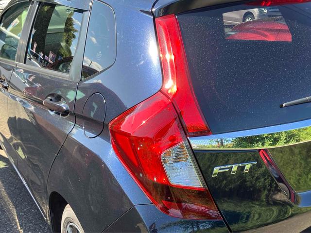 フィット １３Ｇ・モデューロスタイル　ホンダセンシング　ワンオーナー　禁煙車　ドライブレコーダー　ＥＴＣ　バックカメラ　ナビ　ＴＶ　オートクルーズコントロール　レーンアシスト　衝突被害軽減システム　アルミホイール　オートライト　ＬＥＤヘッドランプ（21枚目）
