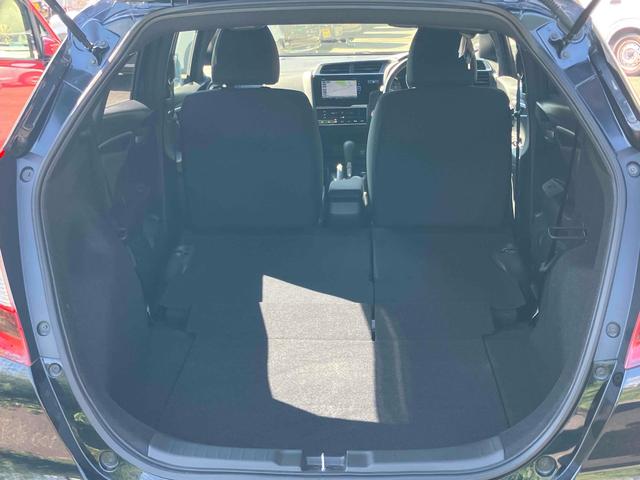 フィット １３Ｇ・モデューロスタイル　ホンダセンシング　ワンオーナー　禁煙車　ドライブレコーダー　ＥＴＣ　バックカメラ　ナビ　ＴＶ　オートクルーズコントロール　レーンアシスト　衝突被害軽減システム　アルミホイール　オートライト　ＬＥＤヘッドランプ（23枚目）