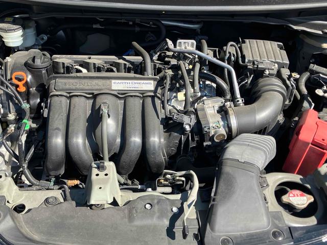 フィット １３Ｇ・モデューロスタイル　ホンダセンシング　ワンオーナー　禁煙車　ドライブレコーダー　ＥＴＣ　バックカメラ　ナビ　ＴＶ　オートクルーズコントロール　レーンアシスト　衝突被害軽減システム　アルミホイール　オートライト　ＬＥＤヘッドランプ（25枚目）