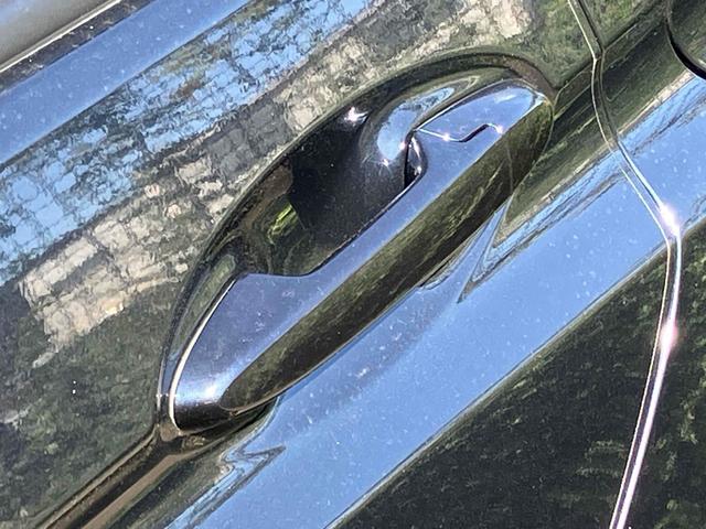 フィット １３Ｇ・モデューロスタイル　ホンダセンシング　ワンオーナー　禁煙車　ドライブレコーダー　ＥＴＣ　バックカメラ　ナビ　ＴＶ　オートクルーズコントロール　レーンアシスト　衝突被害軽減システム　アルミホイール　オートライト　ＬＥＤヘッドランプ（28枚目）