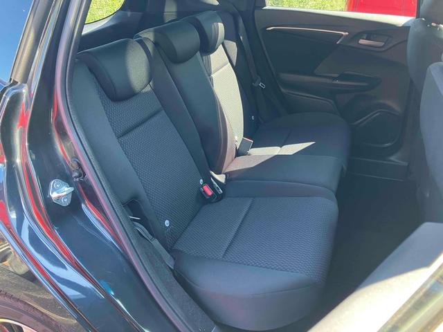 フィット １３Ｇ・モデューロスタイル　ホンダセンシング　ワンオーナー　禁煙車　ドライブレコーダー　ＥＴＣ　バックカメラ　ナビ　ＴＶ　オートクルーズコントロール　レーンアシスト　衝突被害軽減システム　アルミホイール　オートライト　ＬＥＤヘッドランプ（37枚目）
