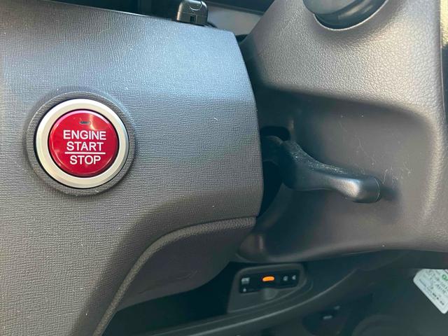 Ｎ－ＯＮＥ スタンダード・Ｌ　ＥＴＣ　バックカメラ　ナビ　ＴＶ　オートライト　ＨＩＤ　スマートキー　アイドリングストップ　電動格納ミラー　ベンチシート　ＣＶＴ　盗難防止システム　ＡＢＳ　ＥＳＣ　ＣＤ　ＤＶＤ再生　ＵＳＢ（10枚目）