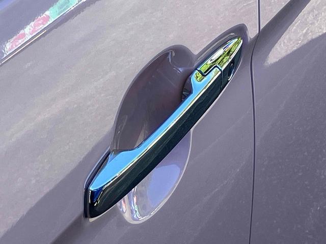 Ｎ－ＯＮＥ スタンダード・Ｌ　ＥＴＣ　バックカメラ　ナビ　ＴＶ　オートライト　ＨＩＤ　スマートキー　アイドリングストップ　電動格納ミラー　ベンチシート　ＣＶＴ　盗難防止システム　ＡＢＳ　ＥＳＣ　ＣＤ　ＤＶＤ再生　ＵＳＢ（26枚目）