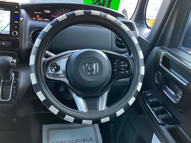 Ｎ－ＢＯＸカスタム Ｇ・Ｌホンダセンシング　ＥＴＣ　バックカメラ　両側スライド・片側電動　ナビ　ＴＶ　クリアランスソナー　オートクルーズコントロール　レーンアシスト　衝突被害軽減システム　オートライト　ＬＥＤヘッドランプ　スマートキー（3枚目）