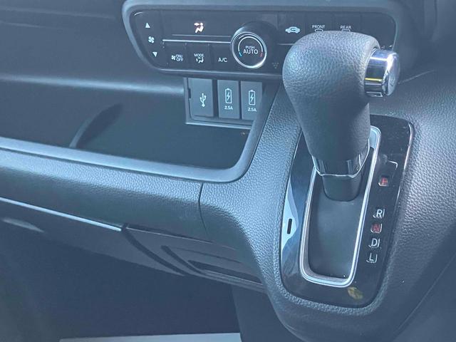 Ｎ－ＢＯＸカスタム Ｇ・Ｌホンダセンシング　ＥＴＣ　バックカメラ　両側スライド・片側電動　ナビ　ＴＶ　クリアランスソナー　オートクルーズコントロール　レーンアシスト　衝突被害軽減システム　オートライト　ＬＥＤヘッドランプ　スマートキー（8枚目）