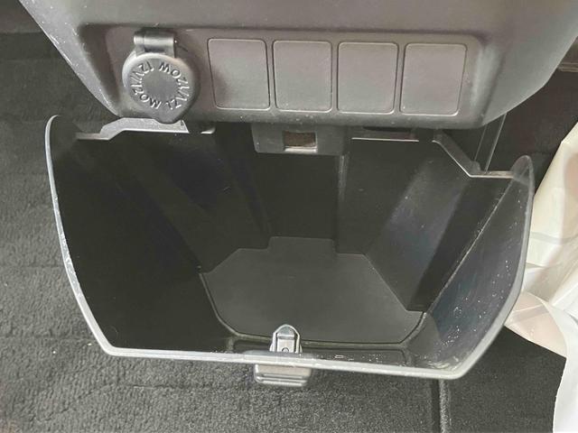 ルーミー Ｘ　Ｓ　ドライブレコーダー　ＥＴＣ　ナビ　ＴＶ　両側スライド・片側電動　クリアランスソナー　衝突被害軽減システム　オートマチックハイビーム　オートライト　スマートキー　アイドリングストップ　電動格納ミラー（38枚目）