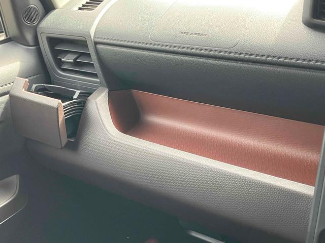 ルーミー Ｘ　Ｓ　ドライブレコーダー　ＥＴＣ　ナビ　ＴＶ　両側スライド・片側電動　クリアランスソナー　衝突被害軽減システム　オートマチックハイビーム　オートライト　スマートキー　アイドリングストップ　電動格納ミラー（40枚目）